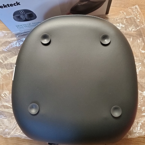 Nekteck Shiatsu Foot Massager - Picture 6 of 16
